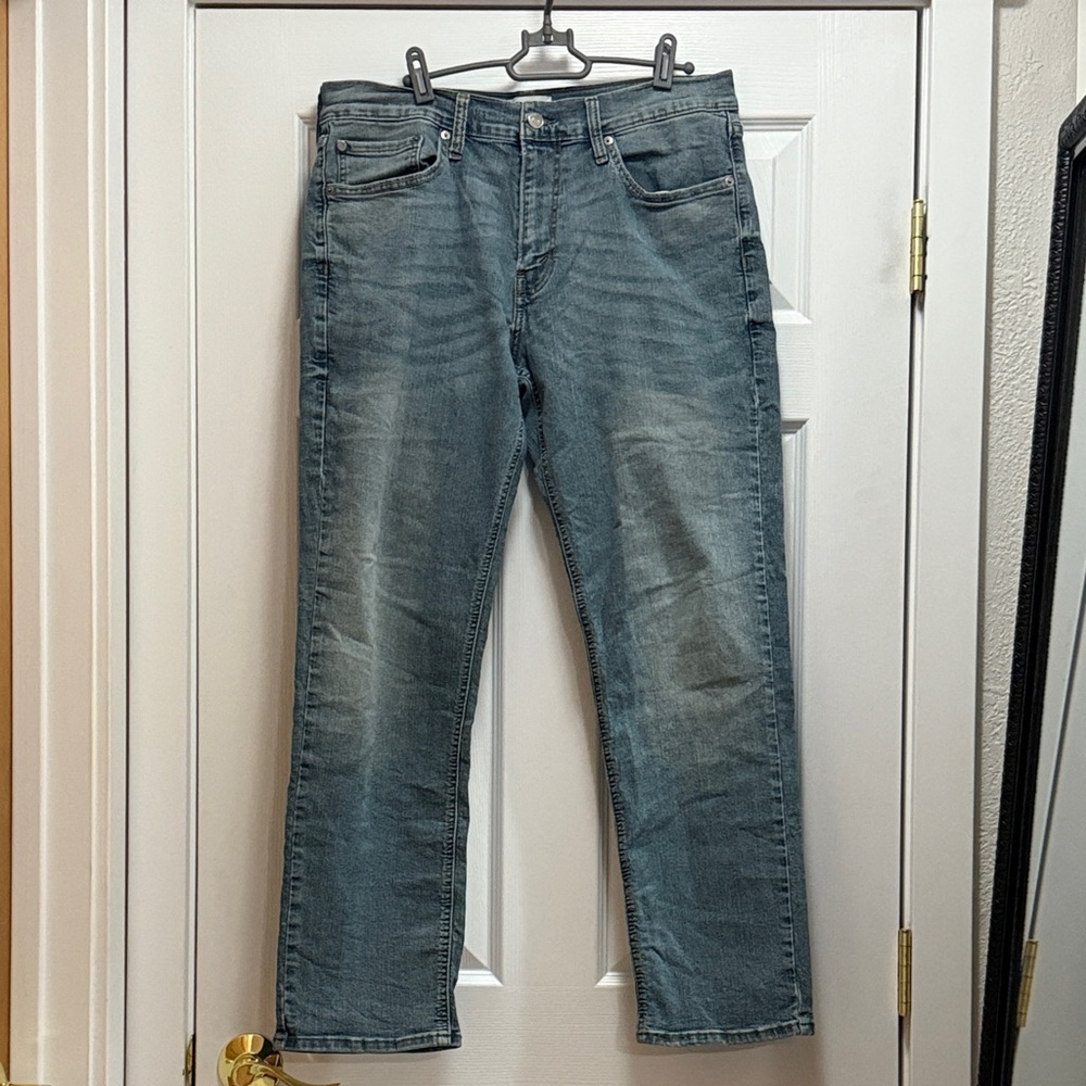 LEVI DENIZEN 231 ATHLETIC 33x32